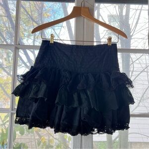 Chic Black Layered Mini Skirt
